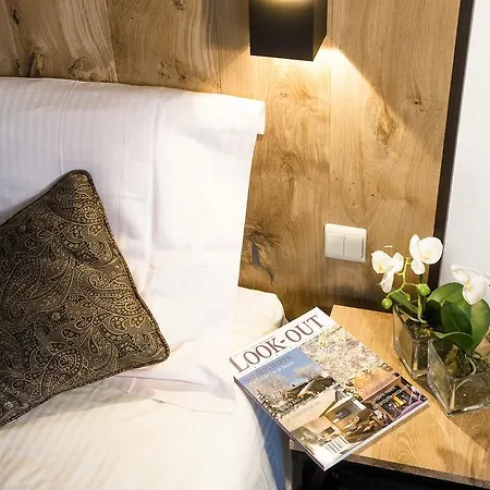 Schoorbakkehoeve Otel 3*